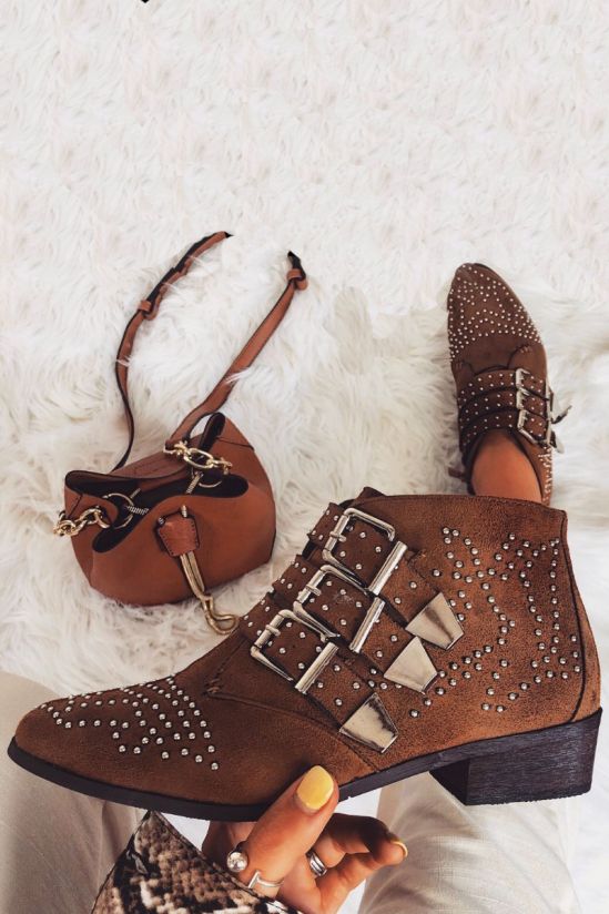 LUNA BUCKLE DETAIL ANKLE BOOT IN TAN
